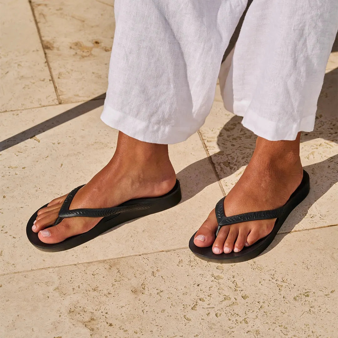 Arch Support Flip Flops – Classic – Black