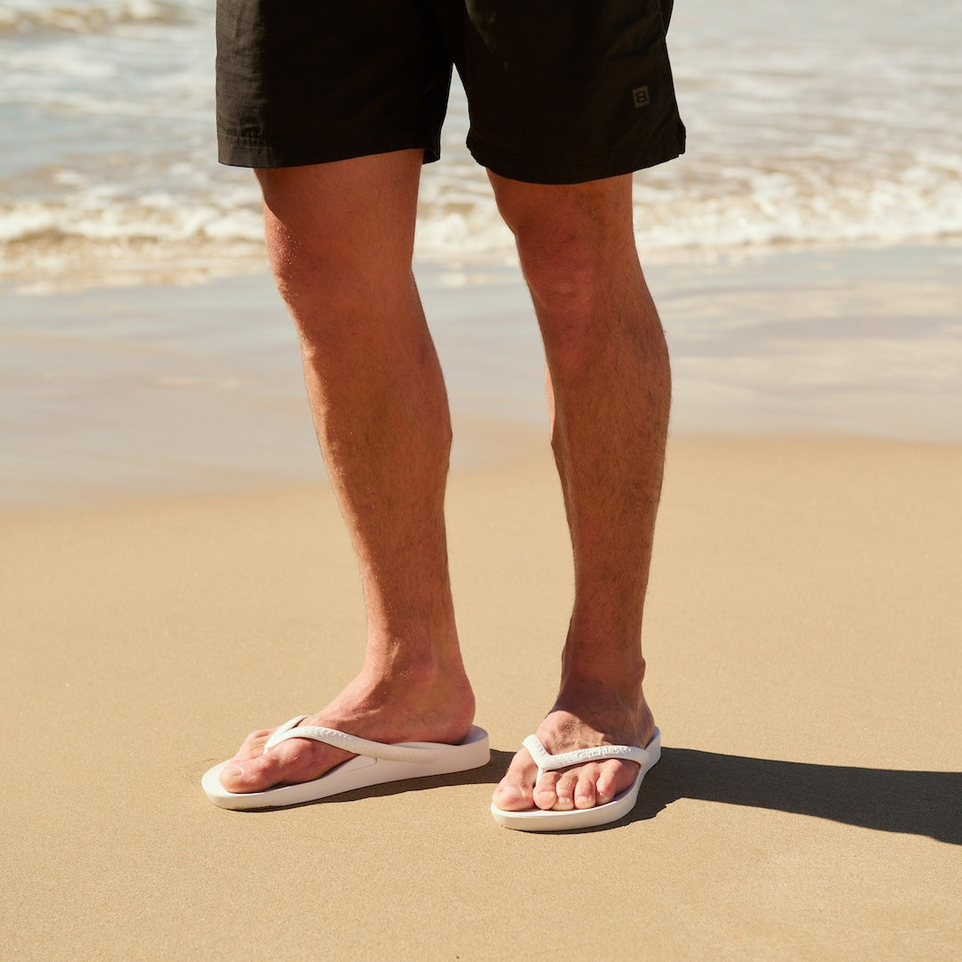Arch Support Flip Flops – Classic – White