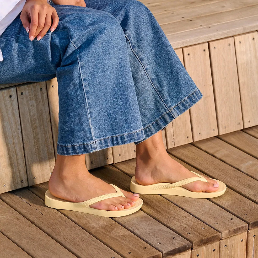 Arch Support Flip Flops – Classic – Lemon